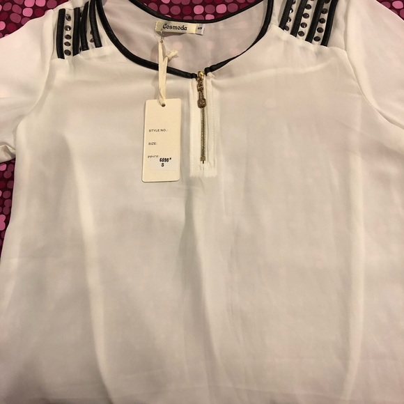 White blouse - Picture 3 of 4